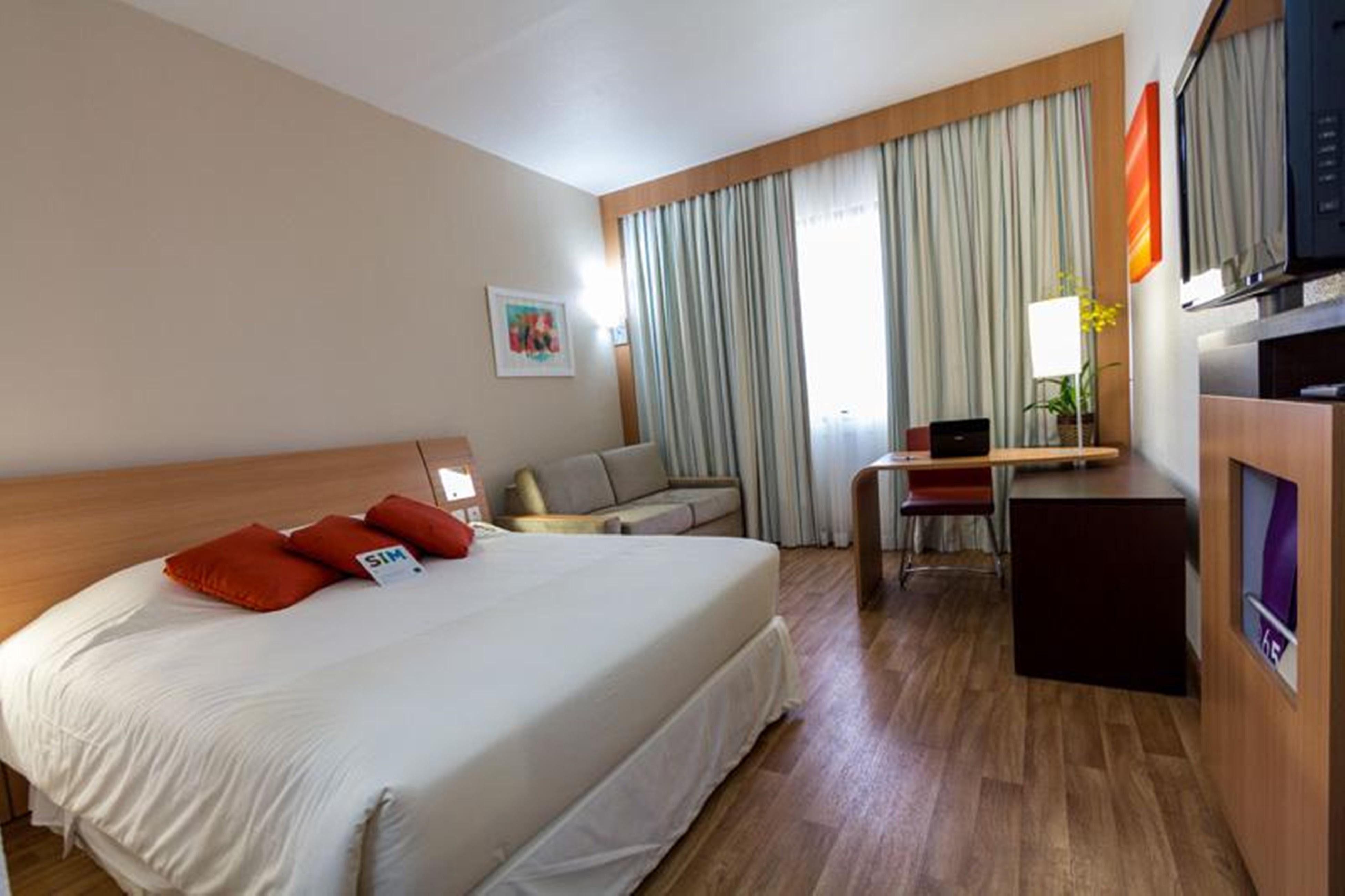Novotel Porto Alegre Tres Figueiras Esterno foto