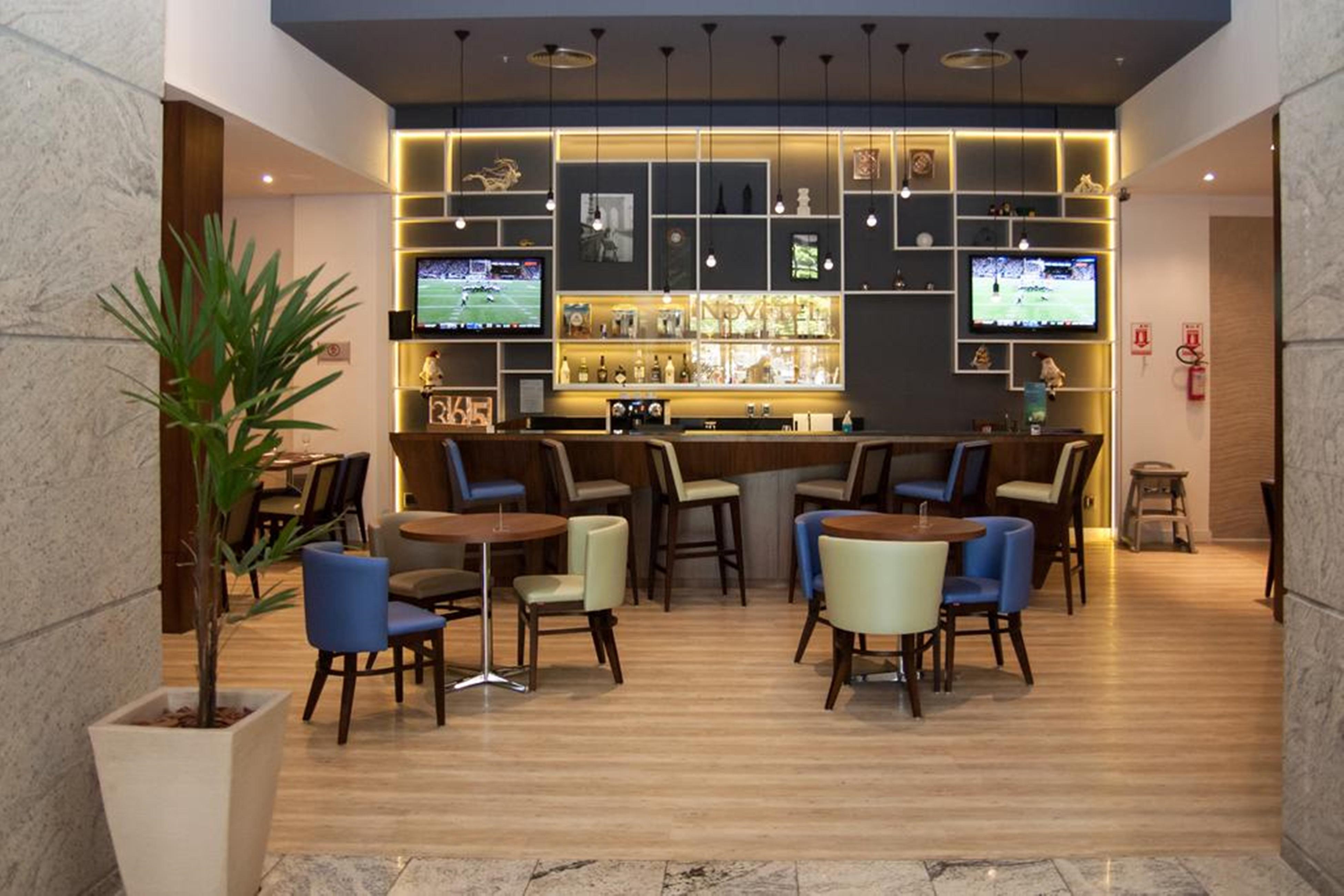 Novotel Porto Alegre Tres Figueiras Esterno foto