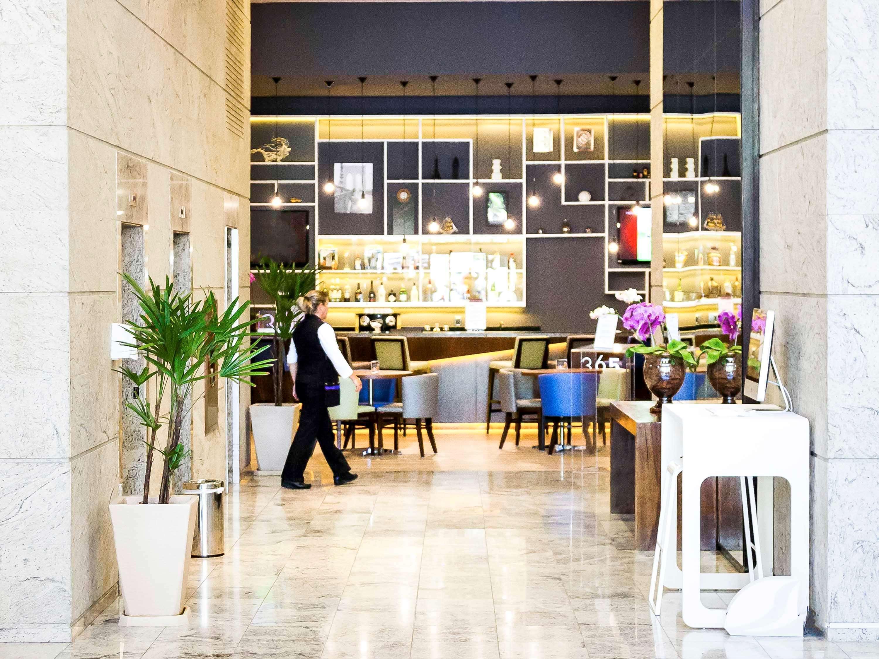 Novotel Porto Alegre Tres Figueiras Esterno foto