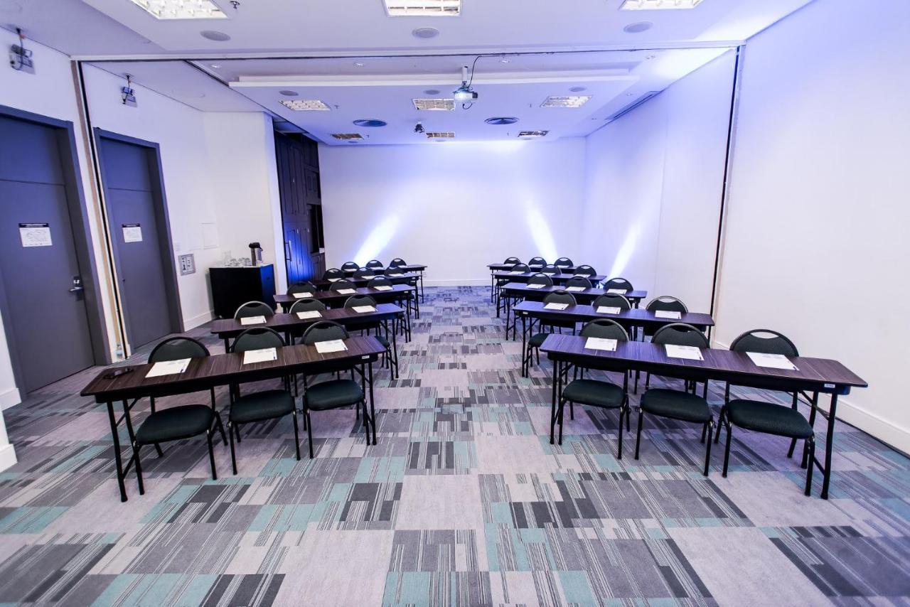 Novotel Porto Alegre Tres Figueiras Esterno foto